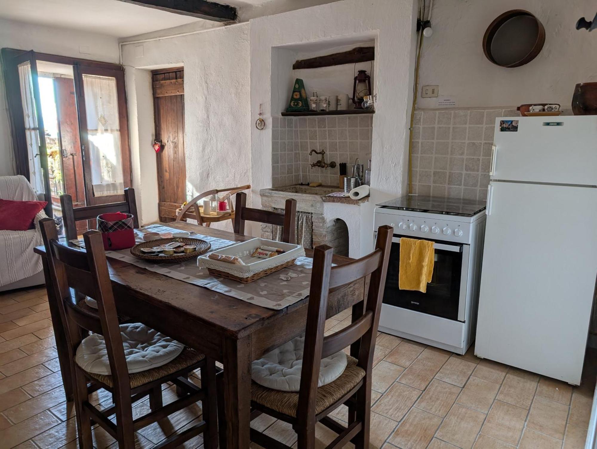 Cuore Del Castello Arrone Екстериор снимка
